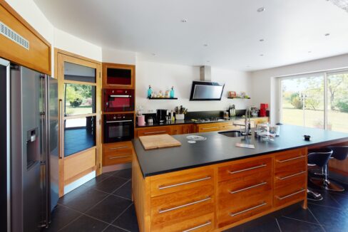 Chasse-Moulins-Kitchen