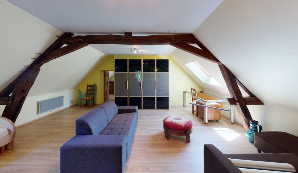 Chasse-Moulins-Living-Room