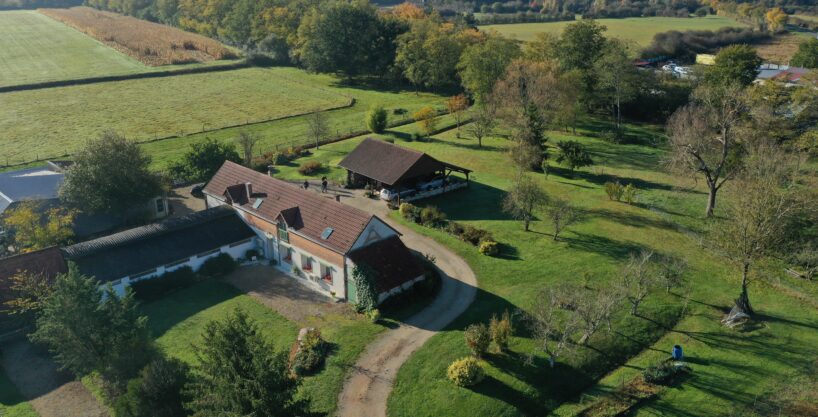 Propriété de  208 m² sur 27 hectares de terrain (41)